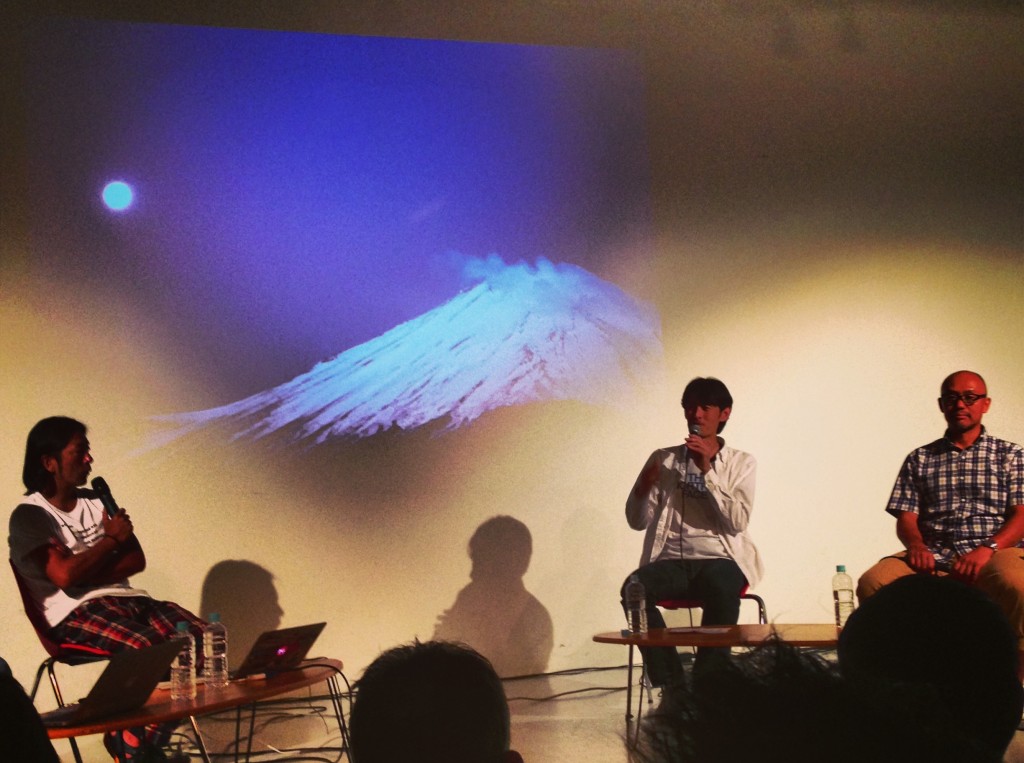4.26UTMFの夜。満月に照らされる幻想的な富士山が思い出される。この素晴しいシーンを演出したのは雄大な自然だけではない。そこにはUTMFを成功させるべく、関係者の不断の努力があった。