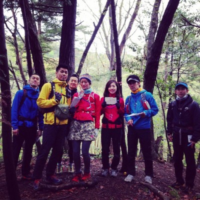 参加者のトレイルランナーの皆さん。UTMF/STYを控えている方も数名。レース前によい気分転換になったでしょうか?(ちょっとオマケのトレイルランで疲労がたまってしまったかもw)