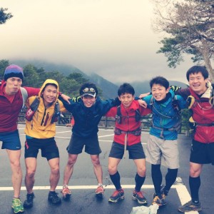 臨機応変天候優先、荒天前に全員が下山でき、◎。(c)DMJ#004