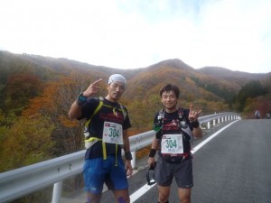 左のでかいのがサメです。