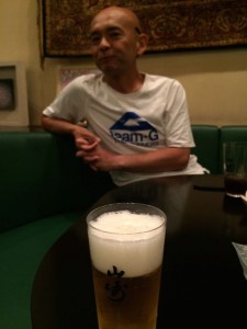 なかなかゴール直後にグラスでキンキンのビールって呑めませんよね。 ねえドタバタさん