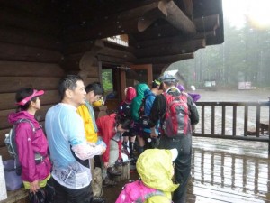 山小屋の軒先にて（じゅんさんカメラ）