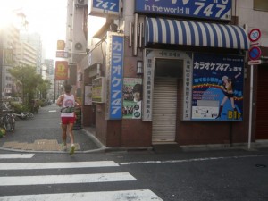 早朝の怪しさ漂う大久保界隈