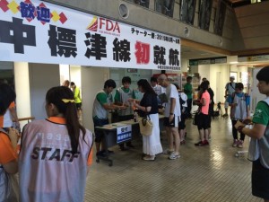 空港でのイベント受付の様子