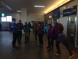 スタート時点の大船駅にて