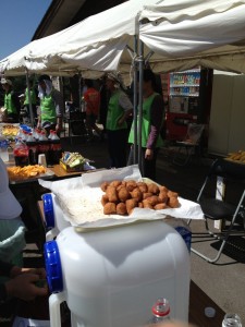 A2 中之条町ふるさと活性化センターにて。大さんがかりんというが美味しいと言ってましたが、ドーナツにようなお菓子。あげてあるがさらっとしており、甘さ控えめで優しい味がする