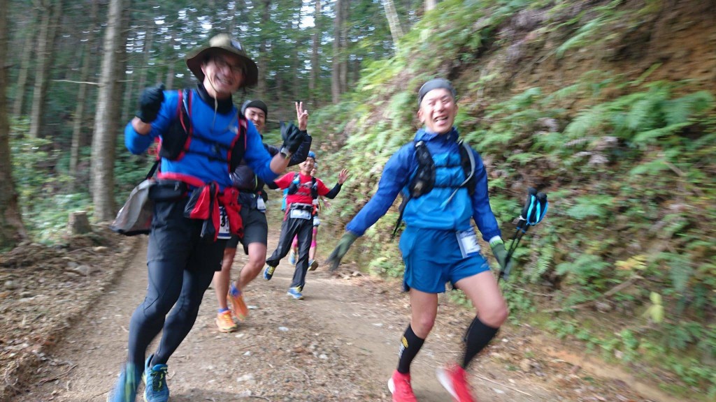 前半はみんな元気。